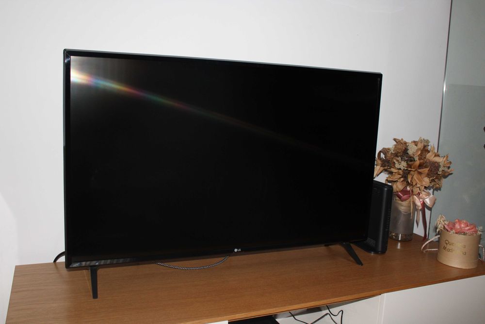 Televisão LG - LG43UK6300PLB