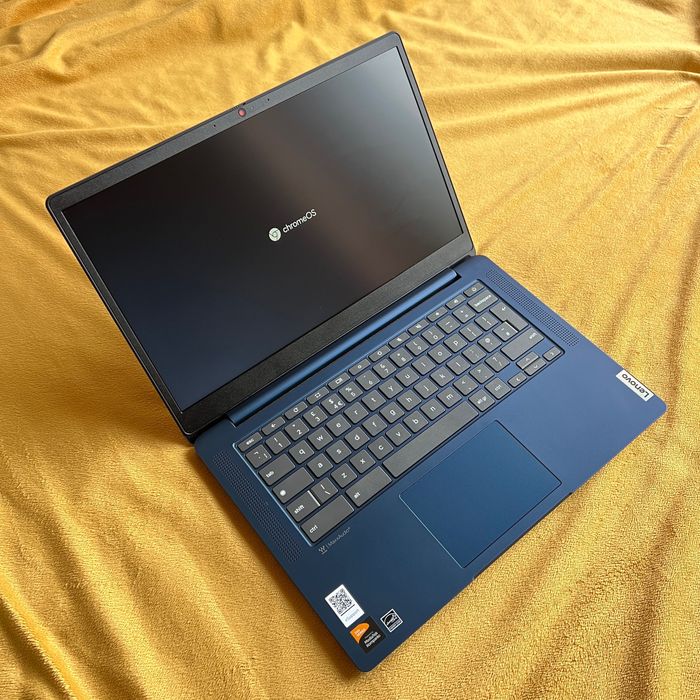 Lenovo IdeaPad Slim 3 Chrome 14" Laptop 8GB RAM, 128GB (NOVO)