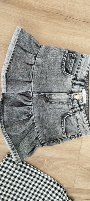 Spódniczki Reserved 122 dla dziewczynki