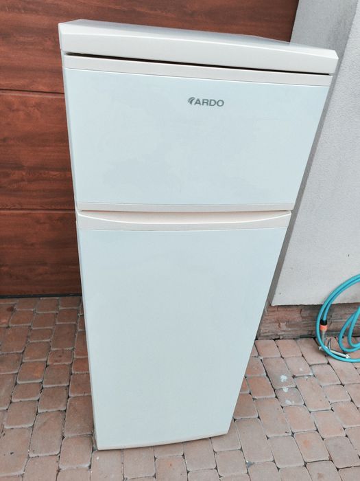 Lodówka 140 cm stan dobry