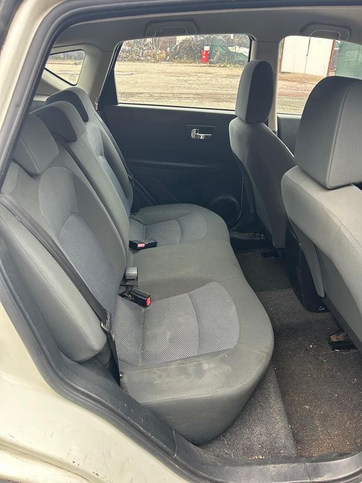 Nissan Qashqai 1.6 benzyna