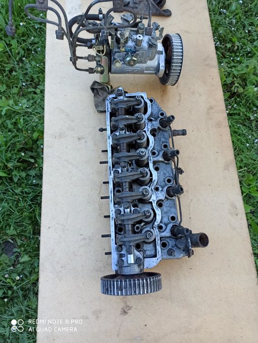 Головка в сборе можу шліванути при згоді покупця топлівний насос