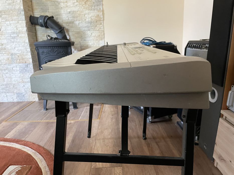 Korg Triton Le syntezator