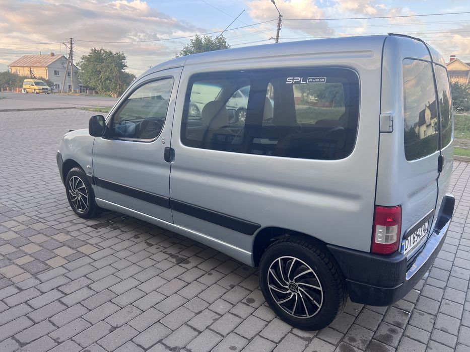 Продам пежо Партнер