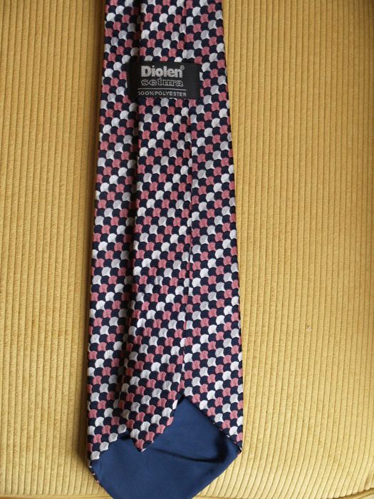 Krawat Diolen polyester.