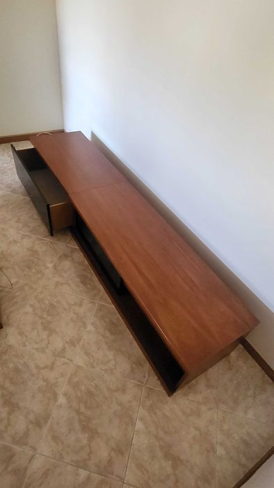 Movel de TV e blocos de arrumação