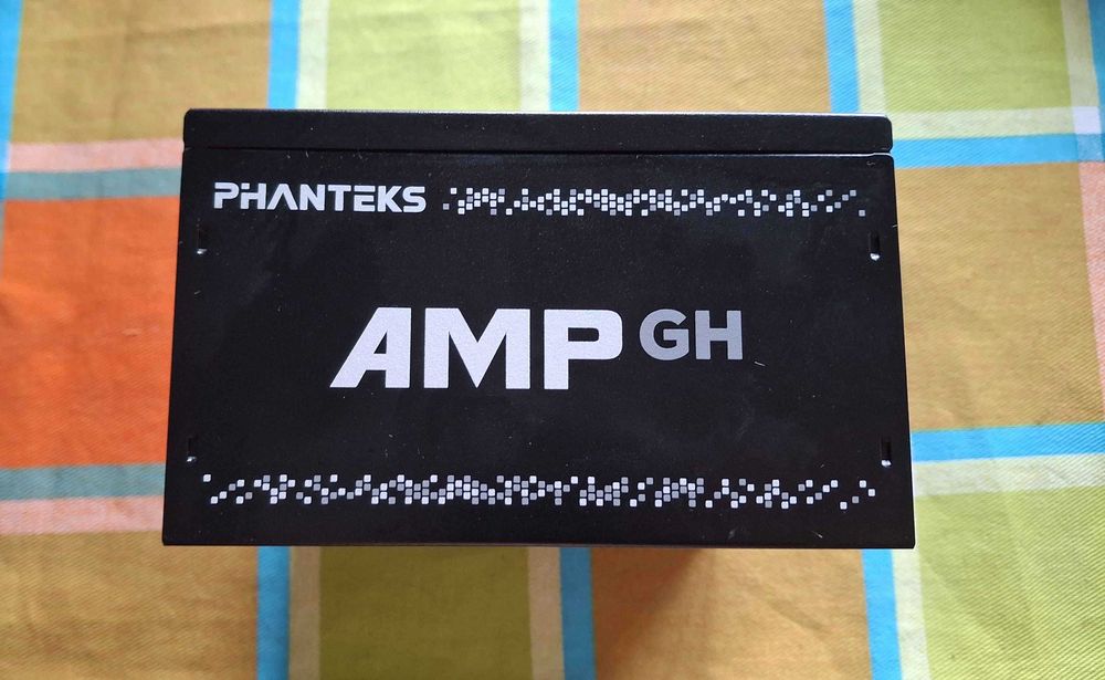 Fonte 750W 80+ Gold Phanteks AMP GH
