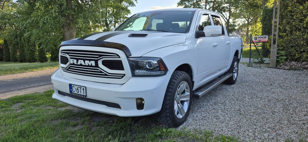 Dodge Ram Sport 5.7
