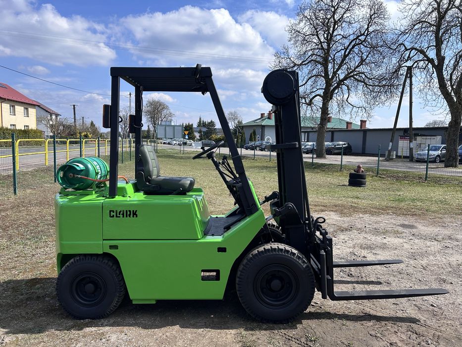 Wózek widłowy widlak Clark LPG 1999