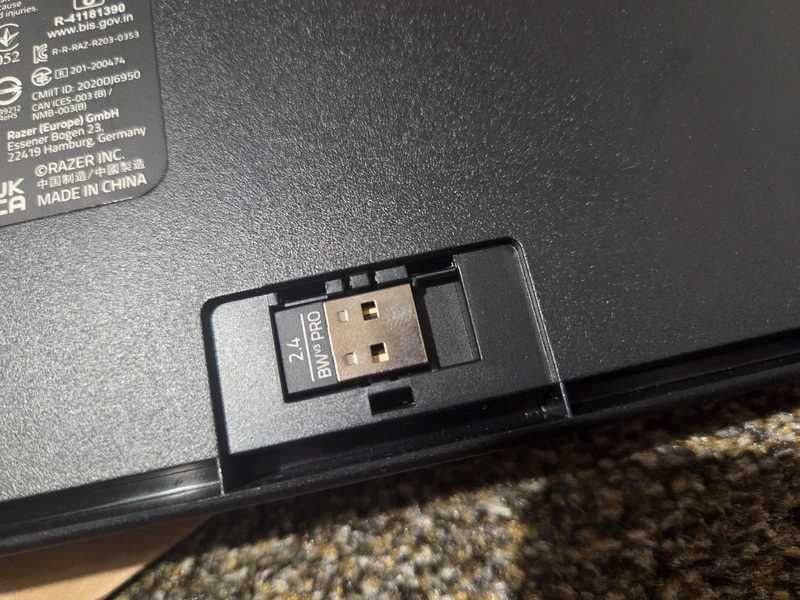 Klawiatura bezprzewodowa Razer Blackwidow V3 Pro Yellow Switch