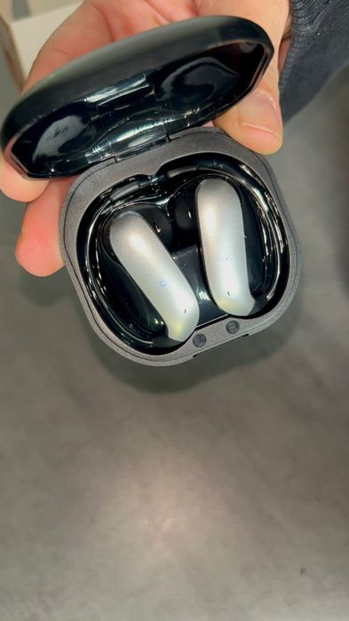 Auriculares bluetooth com astes super finas