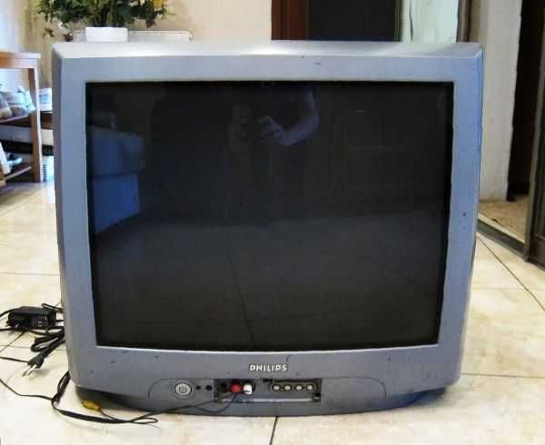 Телевизор Philips 21PT1664/58C c ЭЛТ