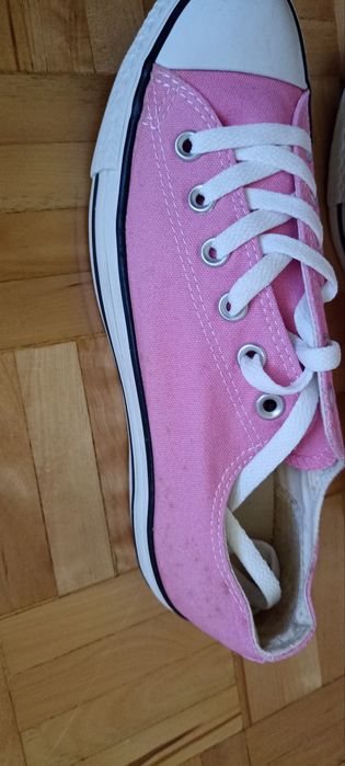 Różowe trampki Converse 40