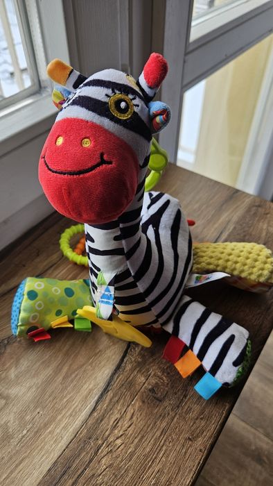 Kontrastowa zabawka zebra z melodyjką Babybazoo