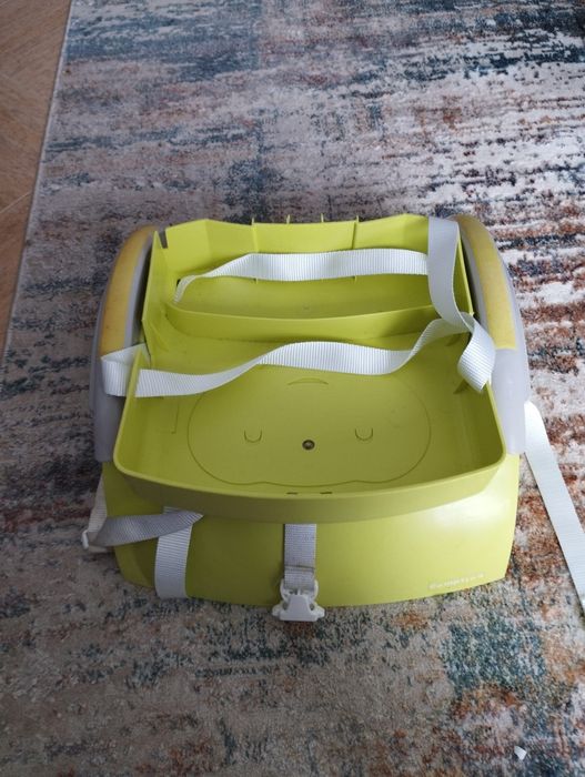 Cadeirinha de criança para comer