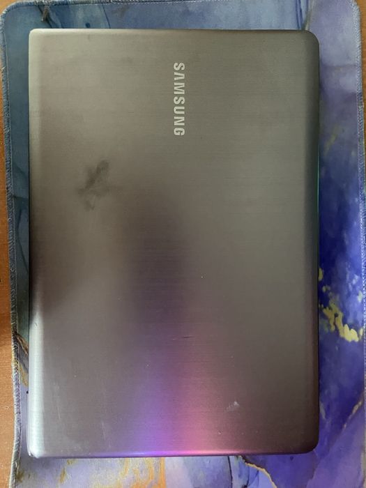 Продам ноутбуки на запчастини