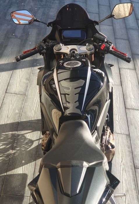 Honda cbr 650r  / michelin /prawko  A2 / 2021 rok