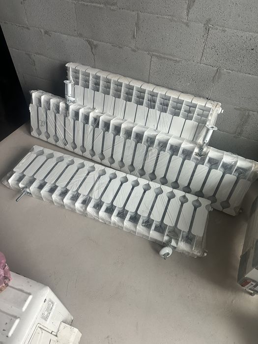 Продам біметалеві радіатори в ідеальному стані