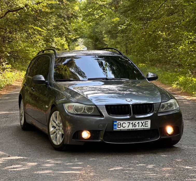 BMW 3 e91.