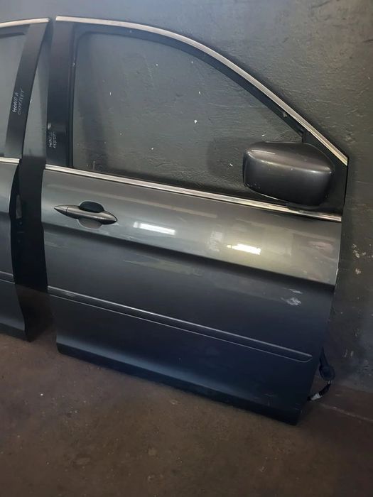 honda odyssey 2010rok drzwi kompletne