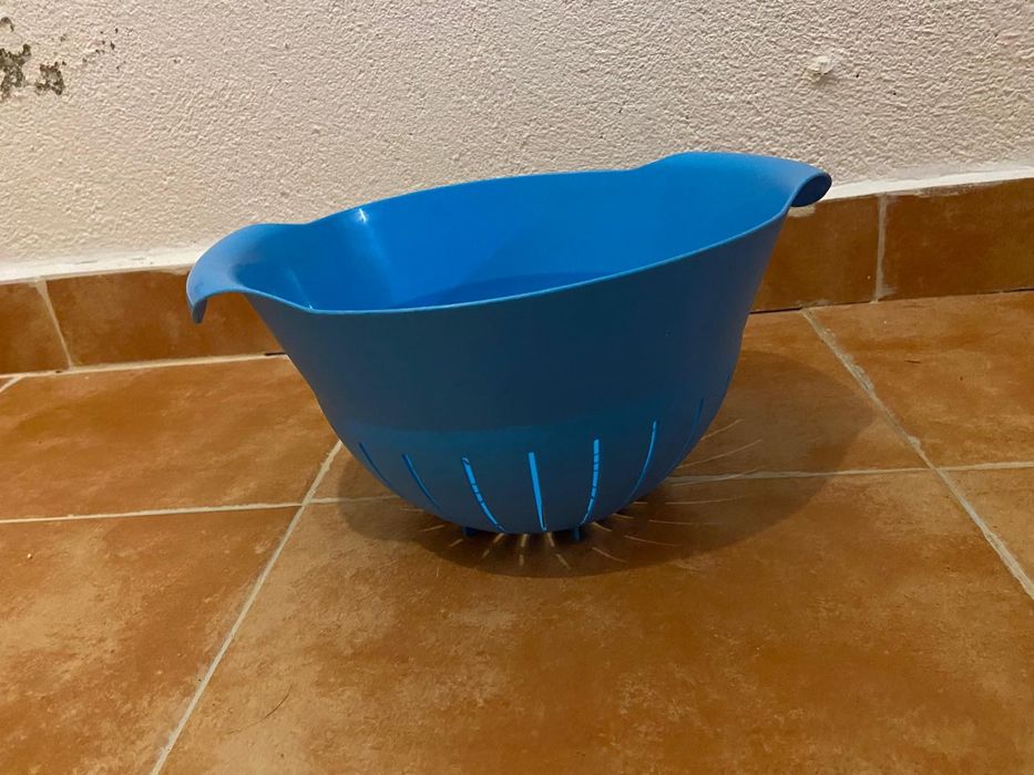 Passador Azul de Cozinha