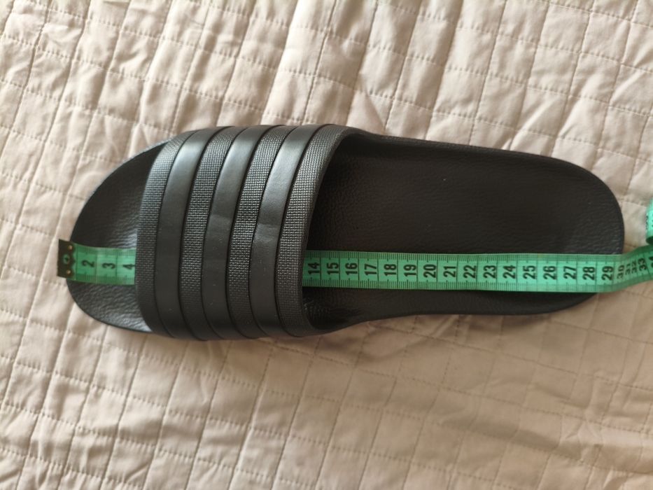 Шльопанці Adidas