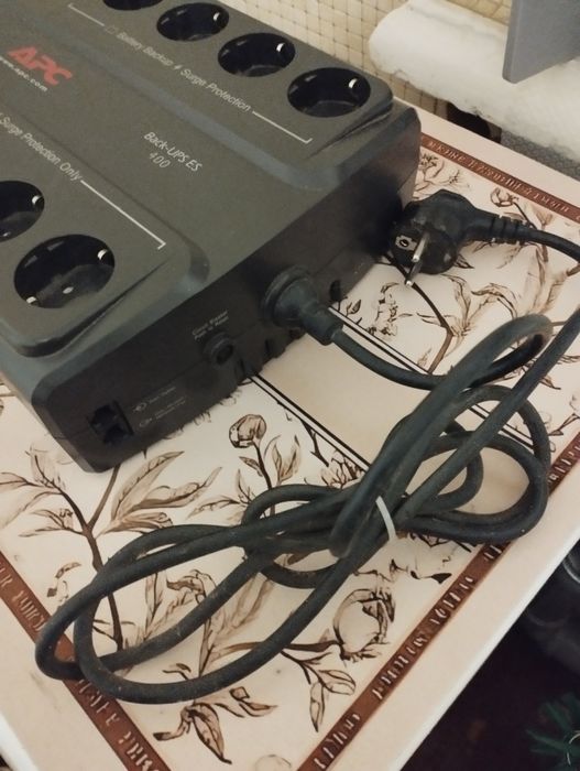 APC Back-UPS ES 400