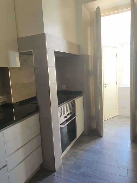 Apartamento T2+1 Arrendar