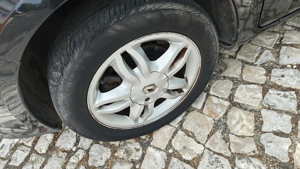 Renault Clio Break520432097459578886