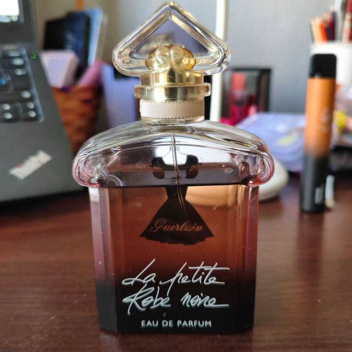 Парфумована вода Guerlain La Petite Robe Noire Eau de Parfum