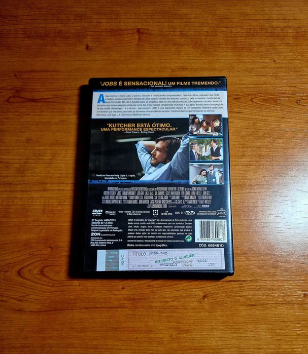 JOBS (Ashton Kutcher) A pessoa e a história por detrás do génio APPLE