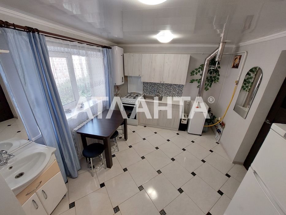 Будинок з ремонтом