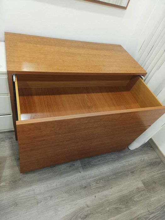 Cómoda para roupa
