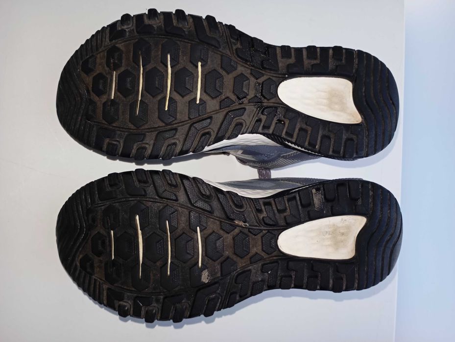 Buty New Balance T410