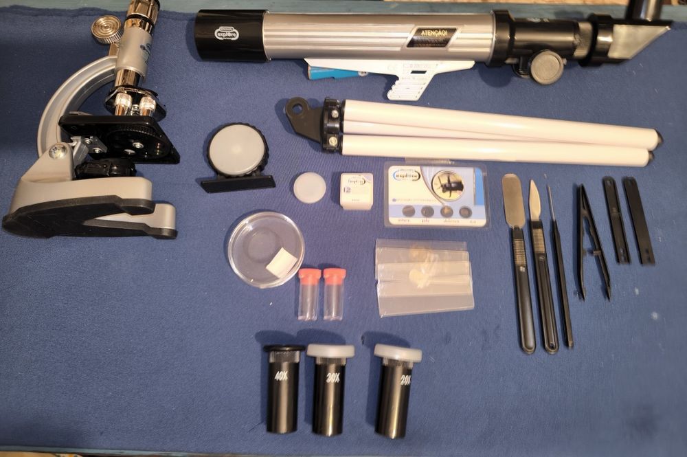 Microscópio + Telescópio Discovery