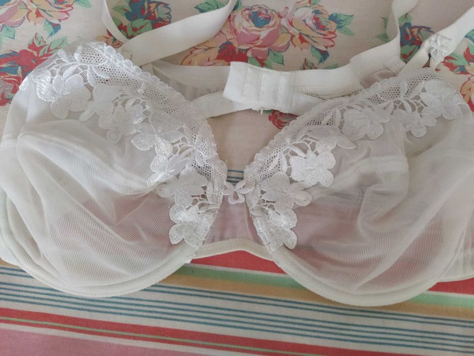 Soutien branco rendado Rosa Faia tamanho 85-C