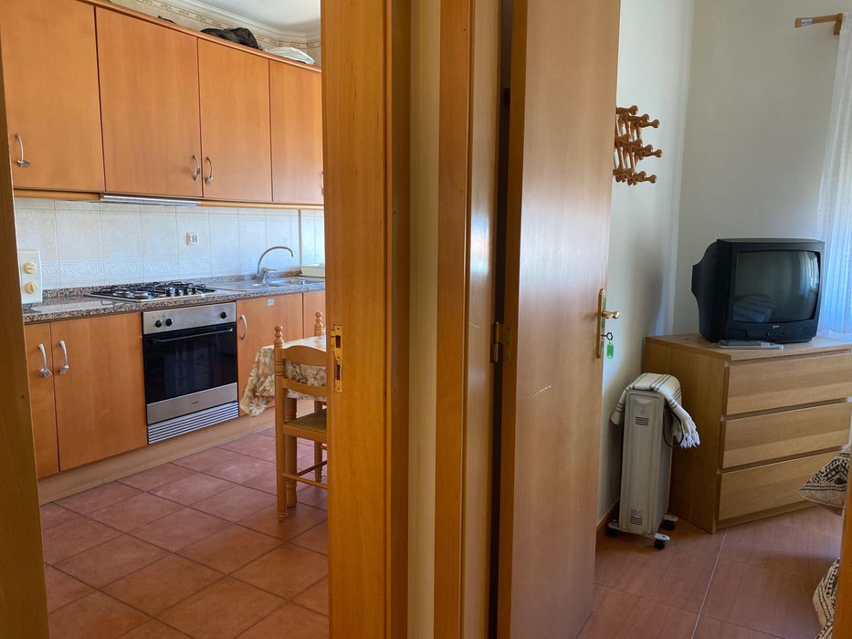 Quarto de Solteira - Excelente Localização