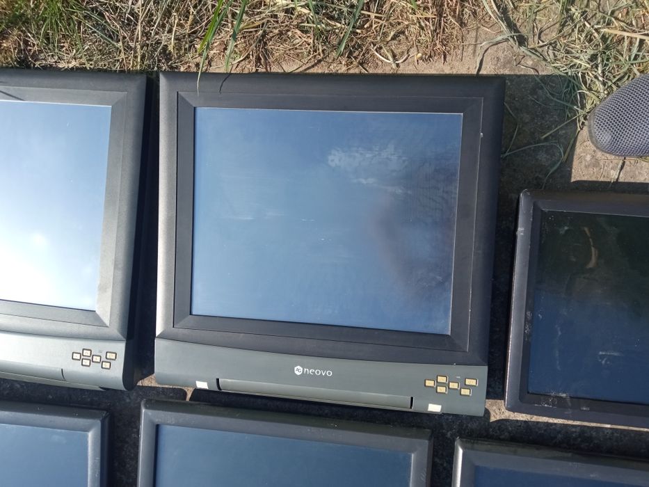 Монітори POS. Elo, Neovo 17 сенсорні, тачскрін