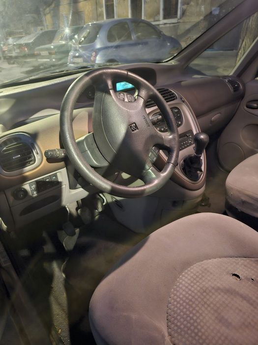Citroen xasara picasso 1.8 бензин 2002