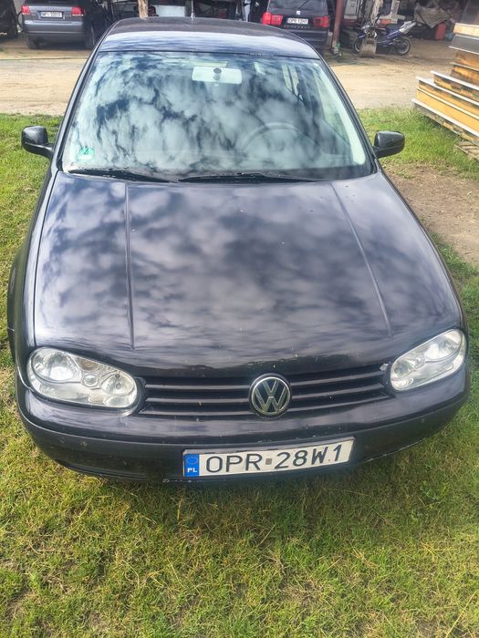 Golf4  1.6 benzyna