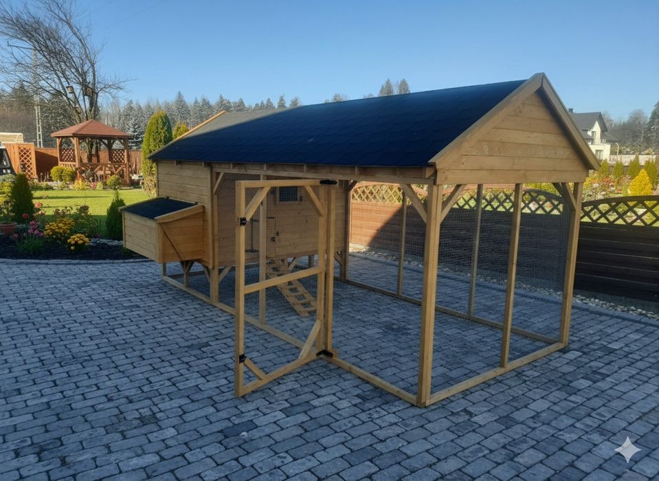 Kurnik dla kur z wolierą