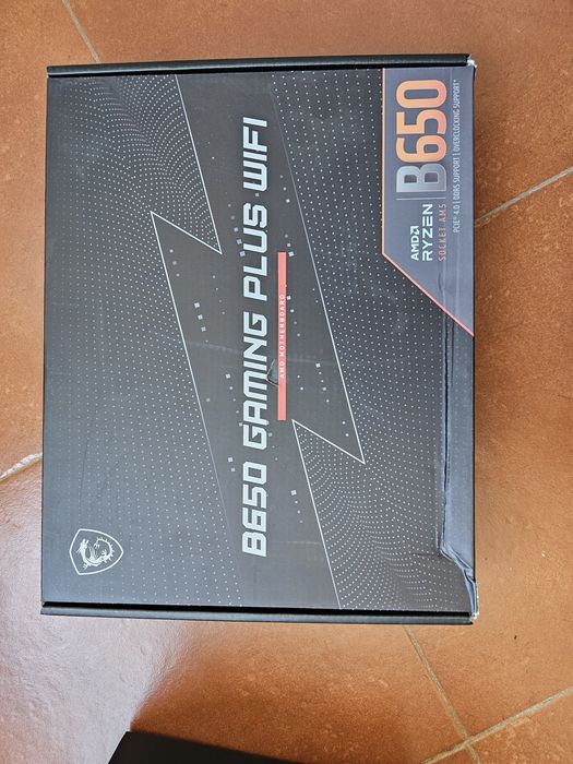 PC Gaming Completo White AM5 / RX 7800 XT 16GB / Monitor QHD 27"