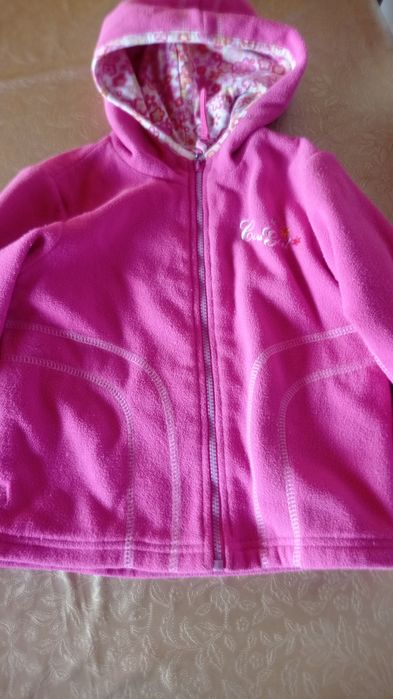Bluzy polarowe (kurtki) 2 szt 86-92 dziewcz.