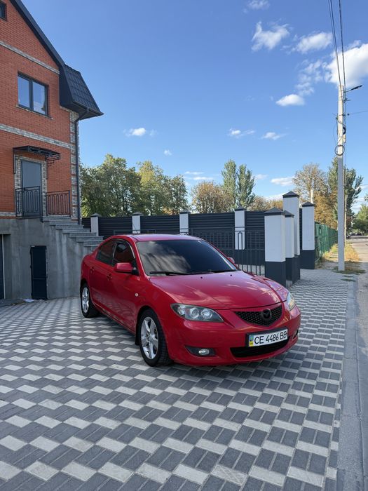 Продам Mazda 3.