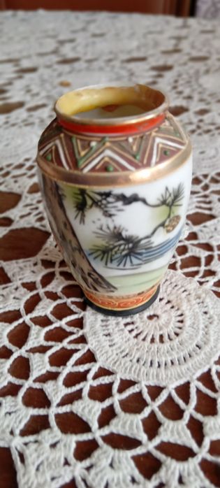 Vaso com desenhos chinêses