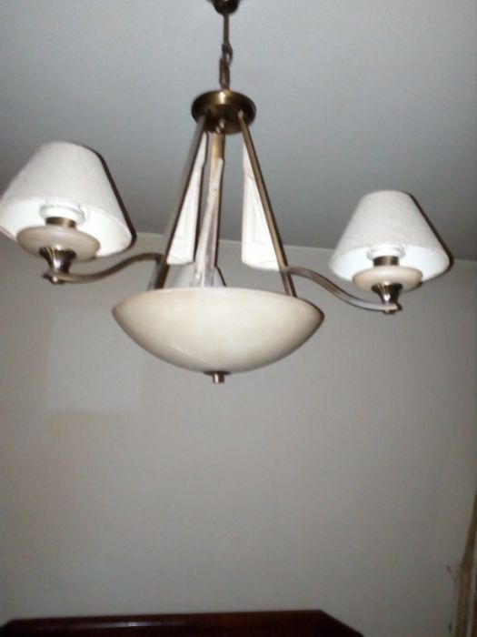 Candeeiros em pedra de alabastro