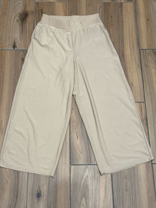 Елегантні бежеві штани-кюлоти Amisu