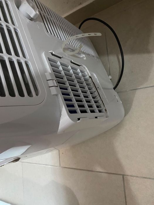 Ar Condicionado Portátil Qilive 12.000 BTU – Frio/Quente – Excelente Estado