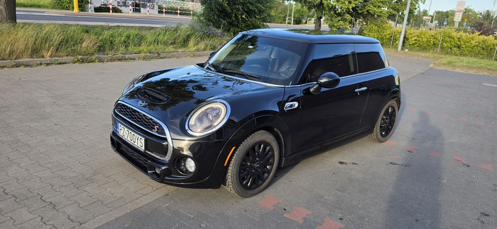 Mini Cooper S, 192 konie, 104 tys przebiegu 2019 rok.