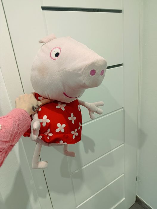 Duża maskotka Świnka Peppa